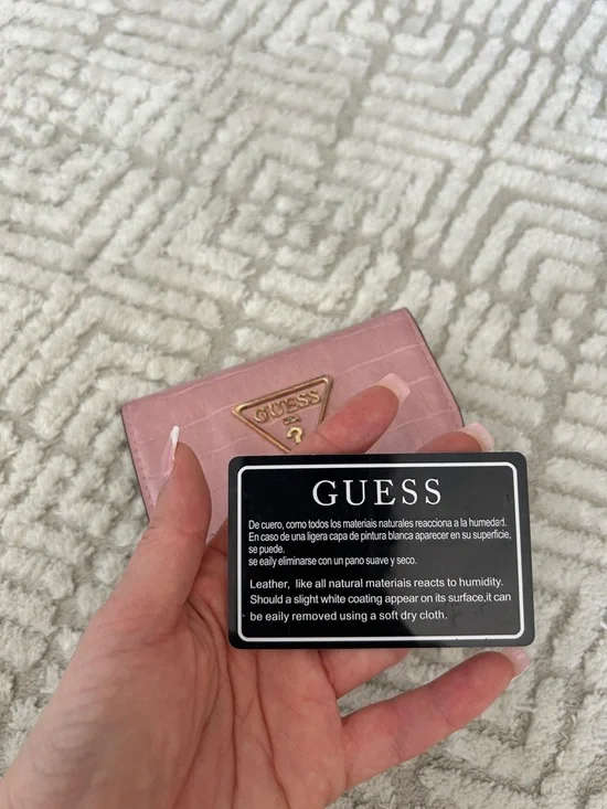 GUESS Pink Croc-Embossed Compact Wallet with Gold Logo - Picture 4 of 6